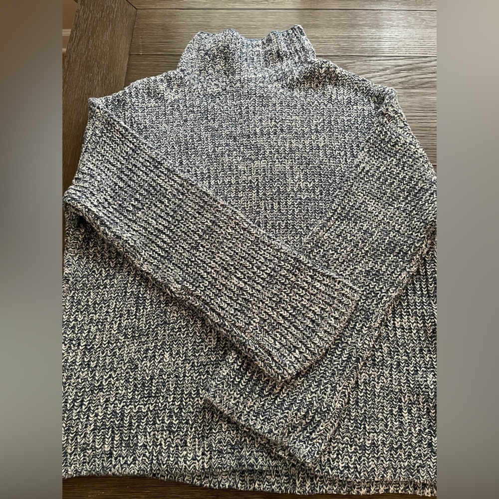 Caslon mock turtle neck (medium)